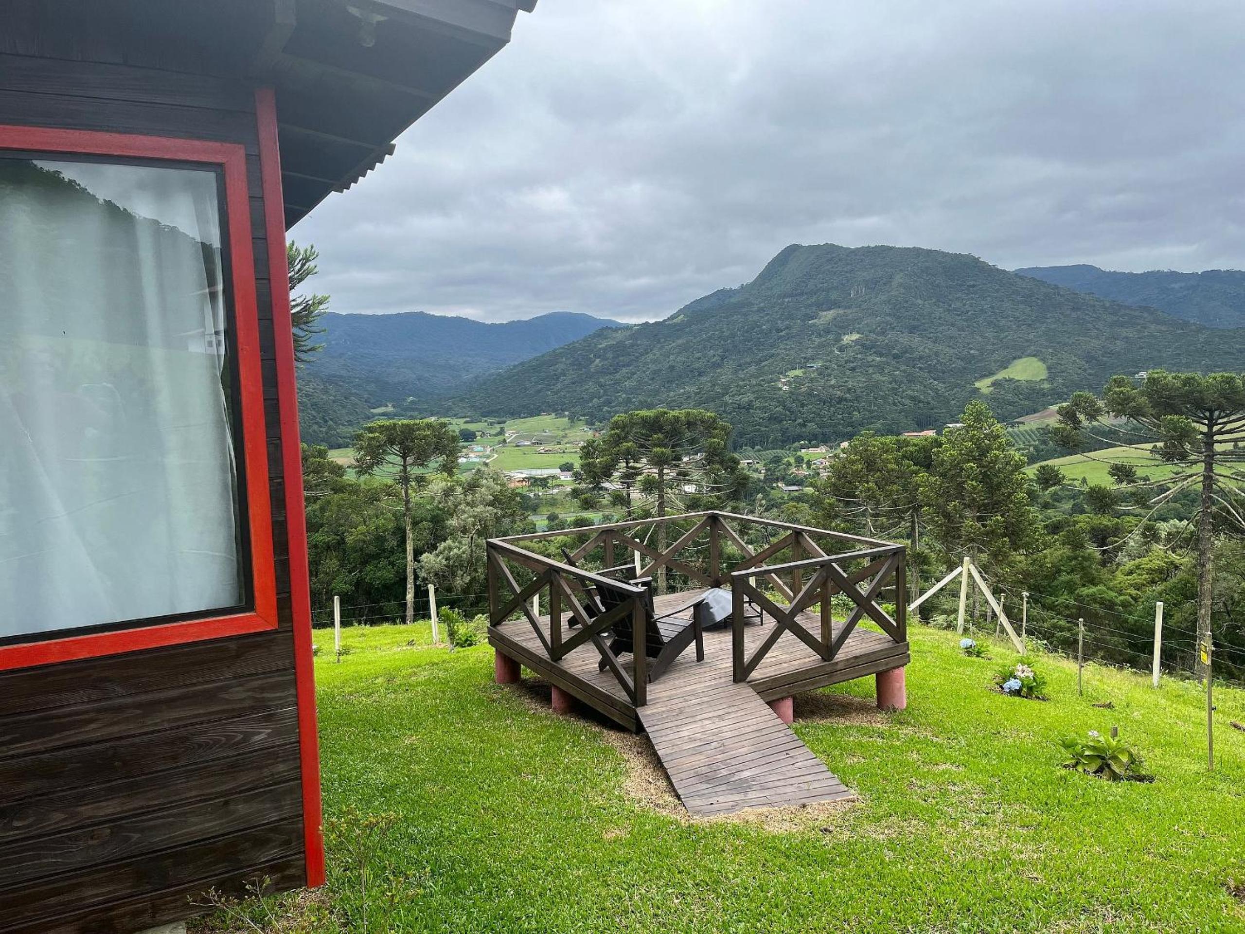 Chalés incríveis com banheira de hidromassagem e vista encantadora