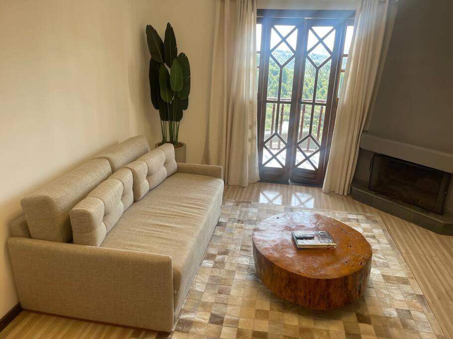 Home Green Home 106 - Um Castelo na Montanha