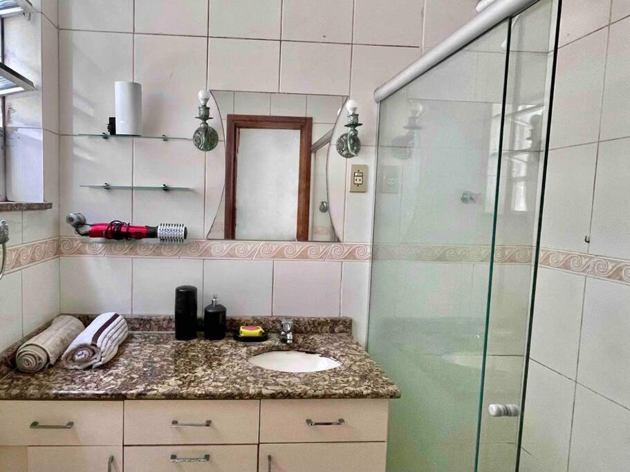 Apartamento Inteiro na Praia de Icaraí com Vista