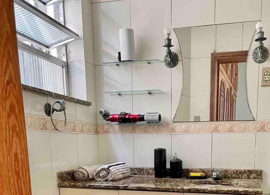 Apartamento Inteiro na Praia de Icaraí com Vista