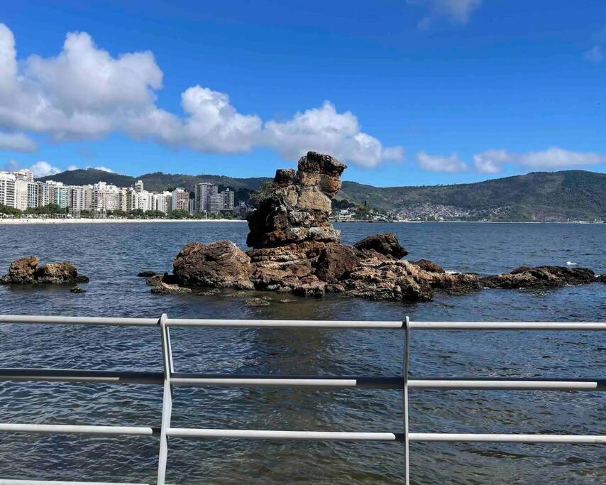 Apartamento Inteiro na Praia de Icaraí com Vista