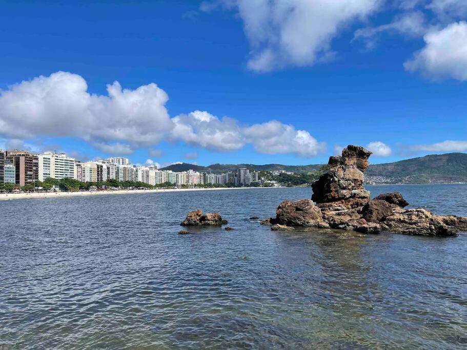 Apartamento Inteiro na Praia de Icaraí com Vista
