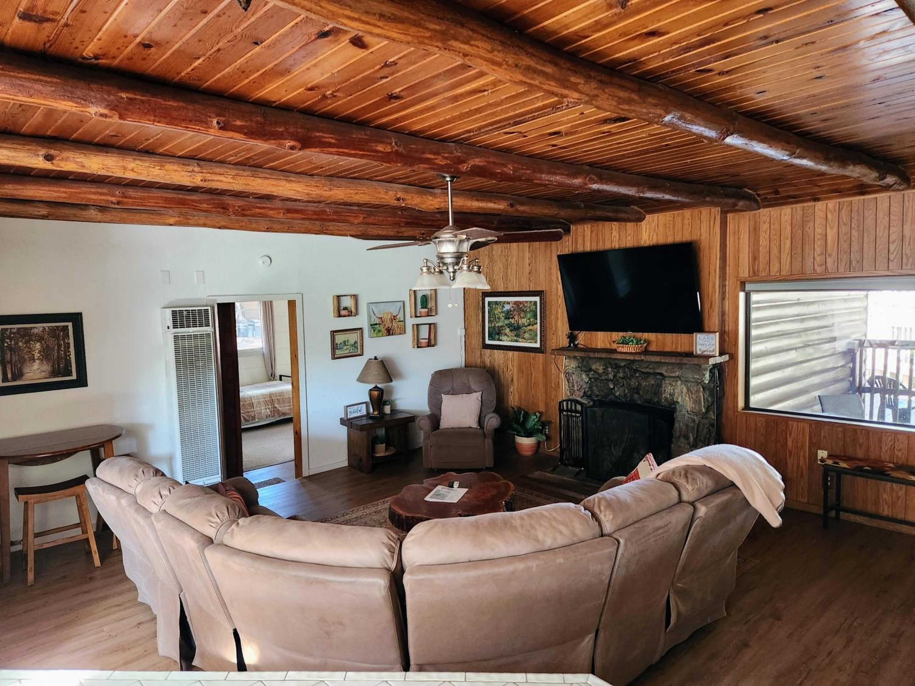 Lazy Oaks Resort - Property Image 30