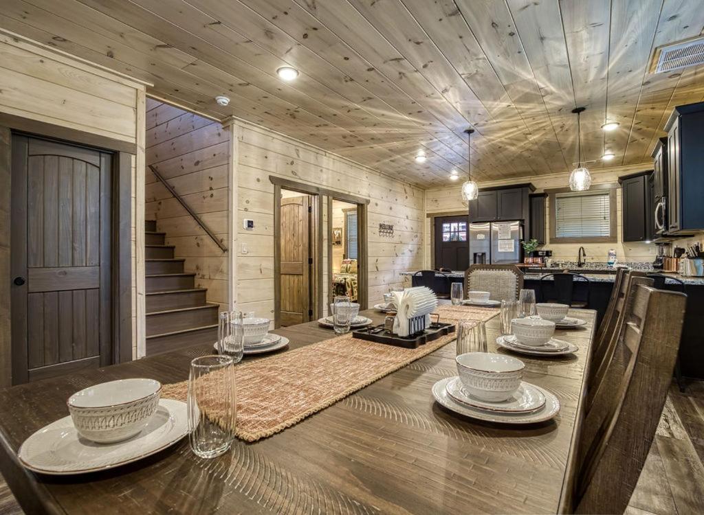 Creekside Lodge
