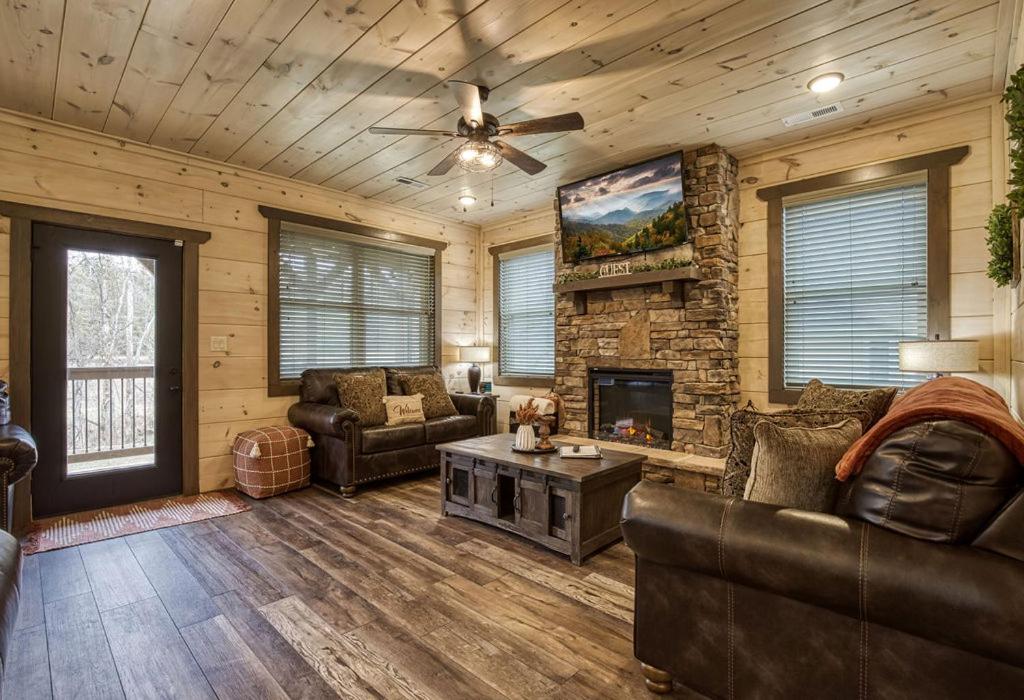 Creekside Lodge