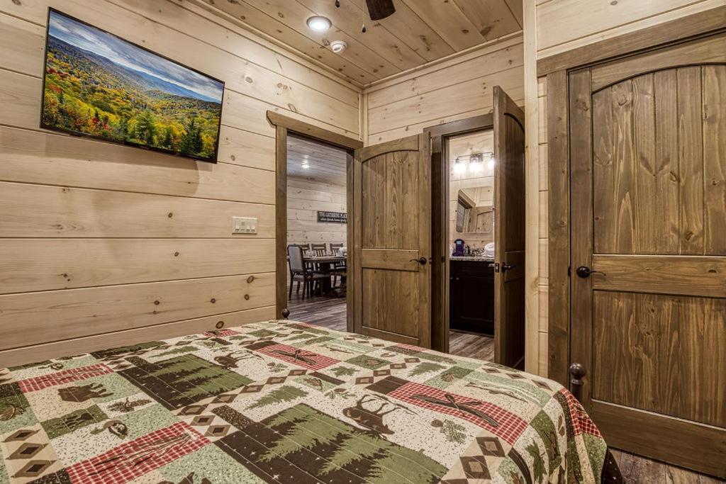 Creekside Lodge