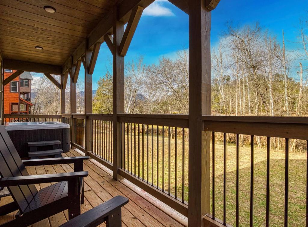 Creekside Lodge