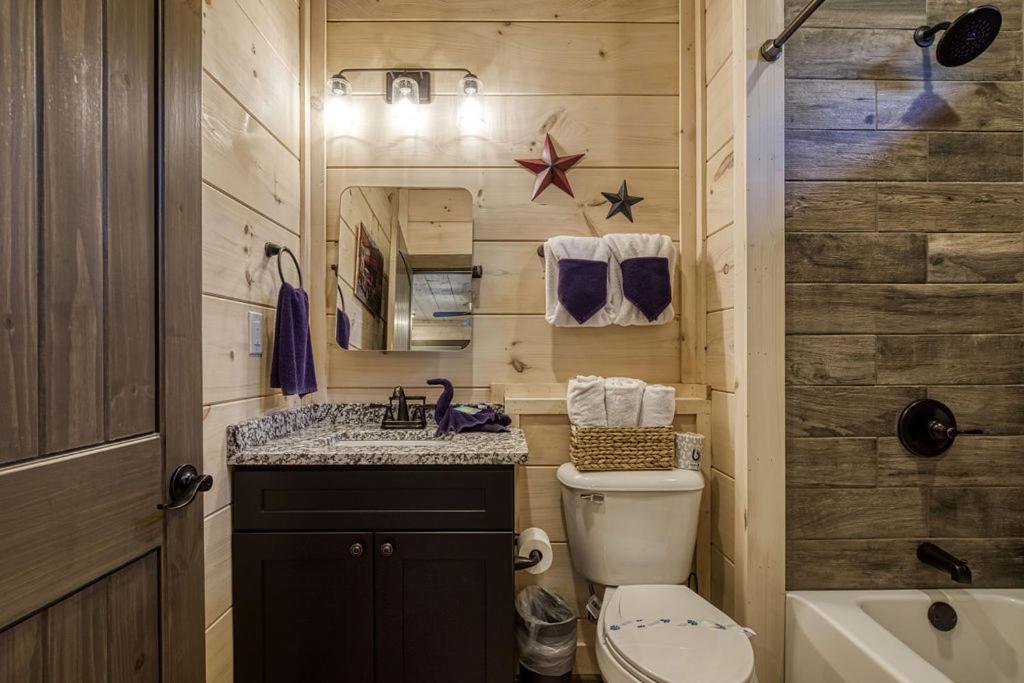 Creekside Lodge