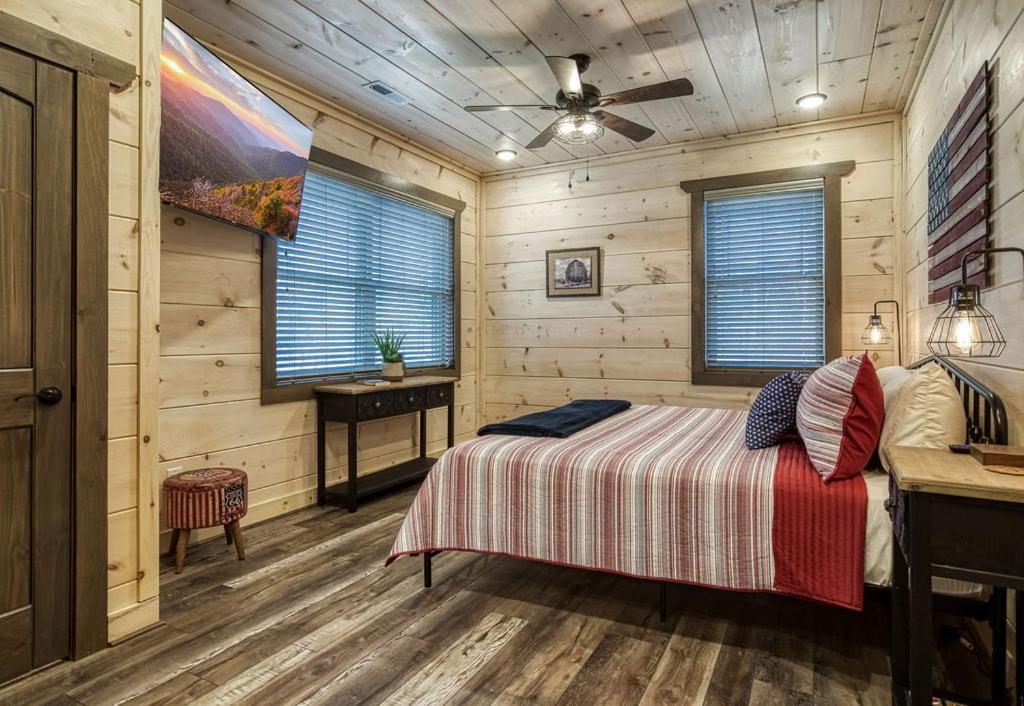 Creekside Lodge