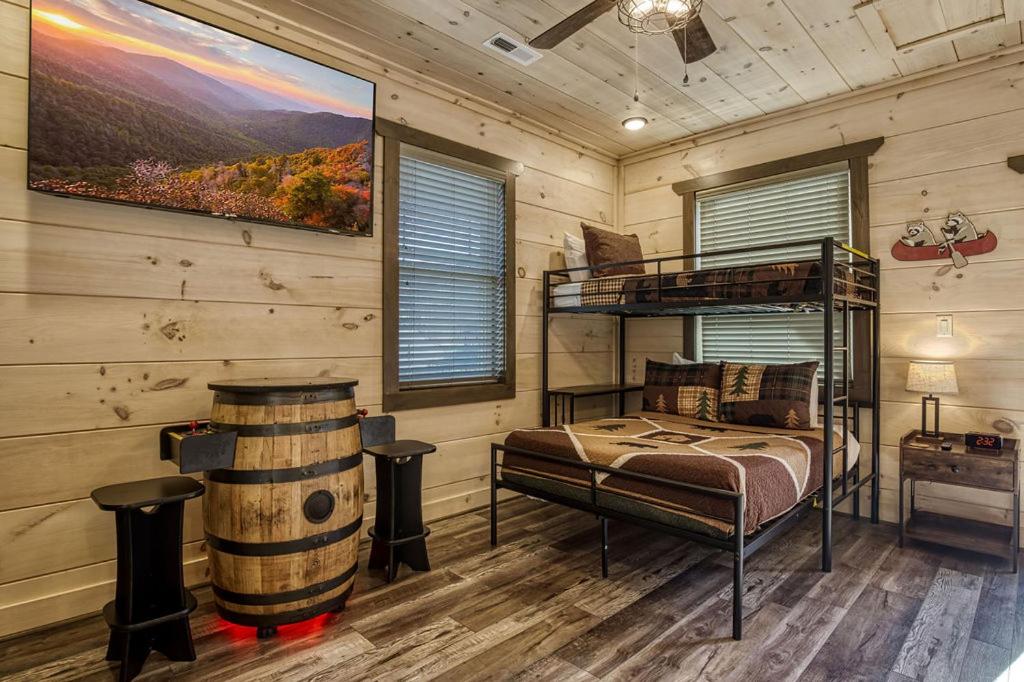 Creekside Lodge