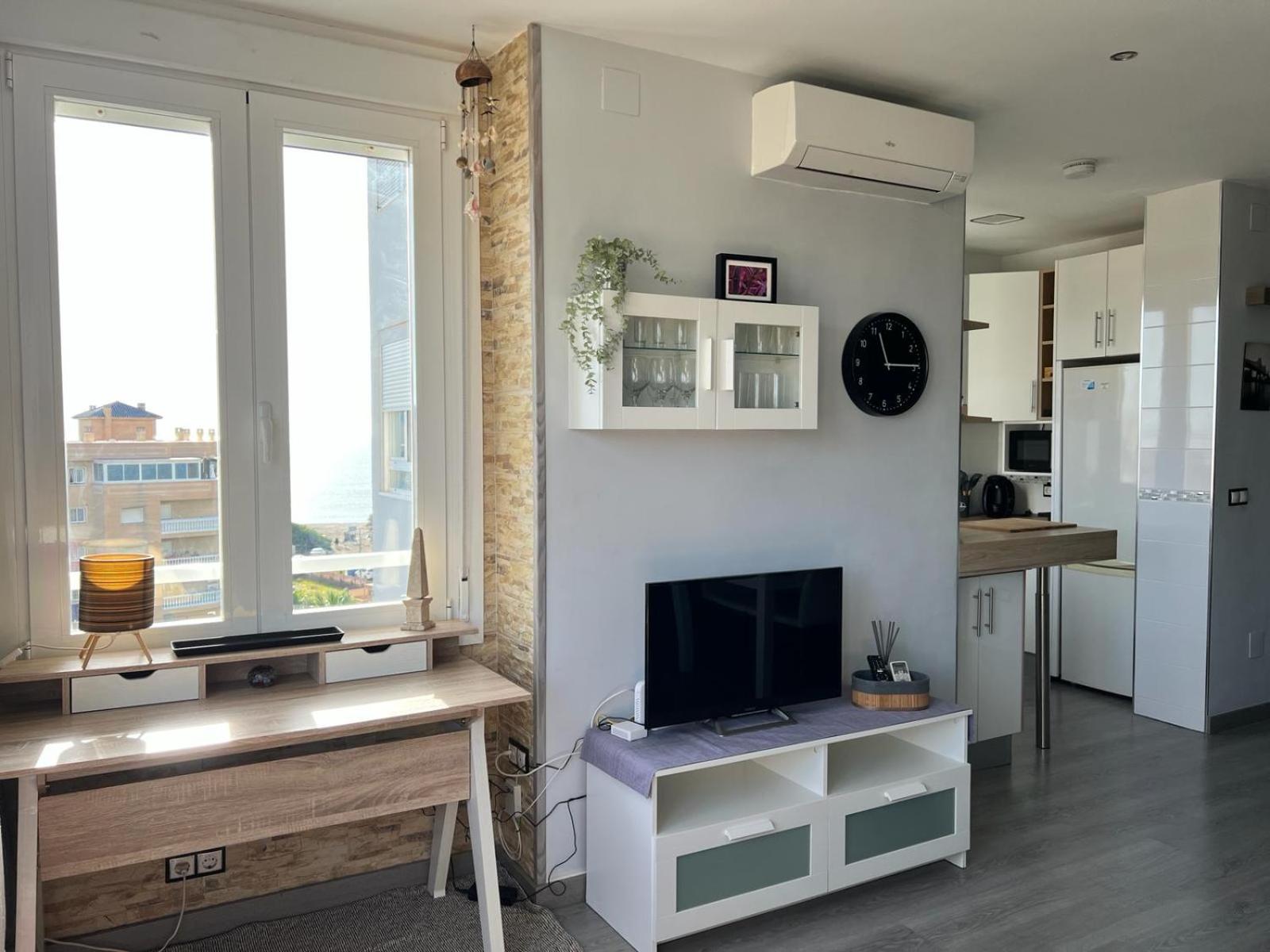 Espectacular apartamento junto al mar, con piscina en Málaga
