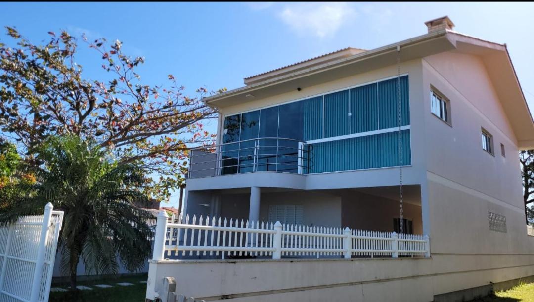 Casa pinheira 4 dormitórios