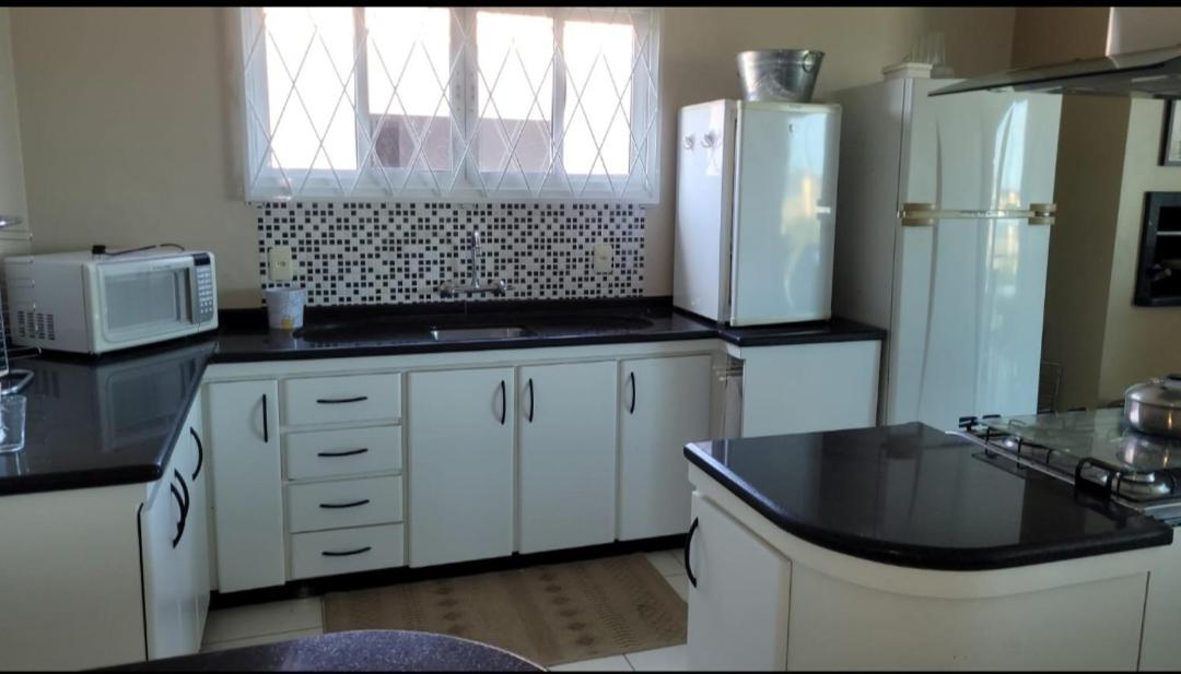 Casa pinheira 4 dormitórios
