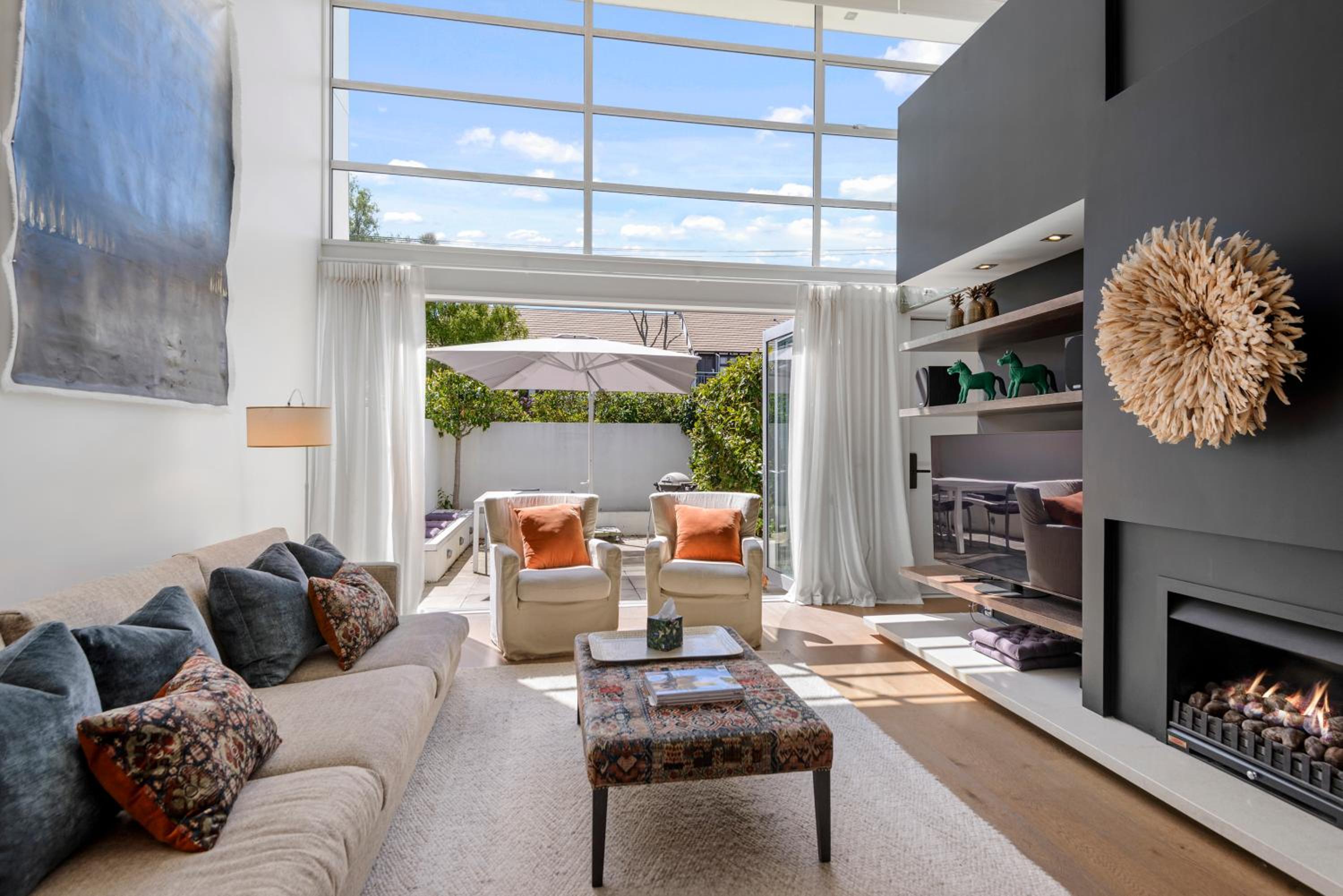 Holly Road Executive Townhouse