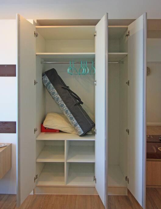 ABREEZA CONDO WITH PARKING AND VERY NEAR THE MALL view 5