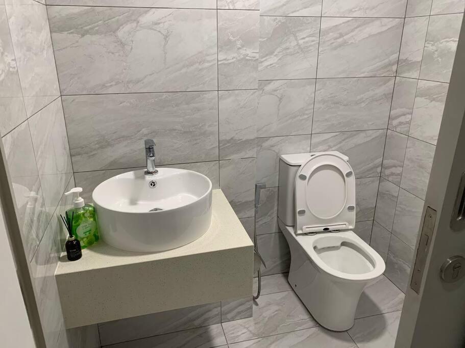 Arte Cheras 2BR Cozy Stay, Velocity, Una & KLCC
