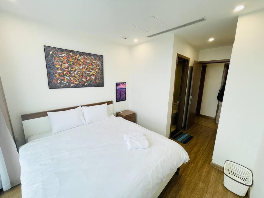 VNRooms - 2BR Vinhomes Skylake/ View Korean Town