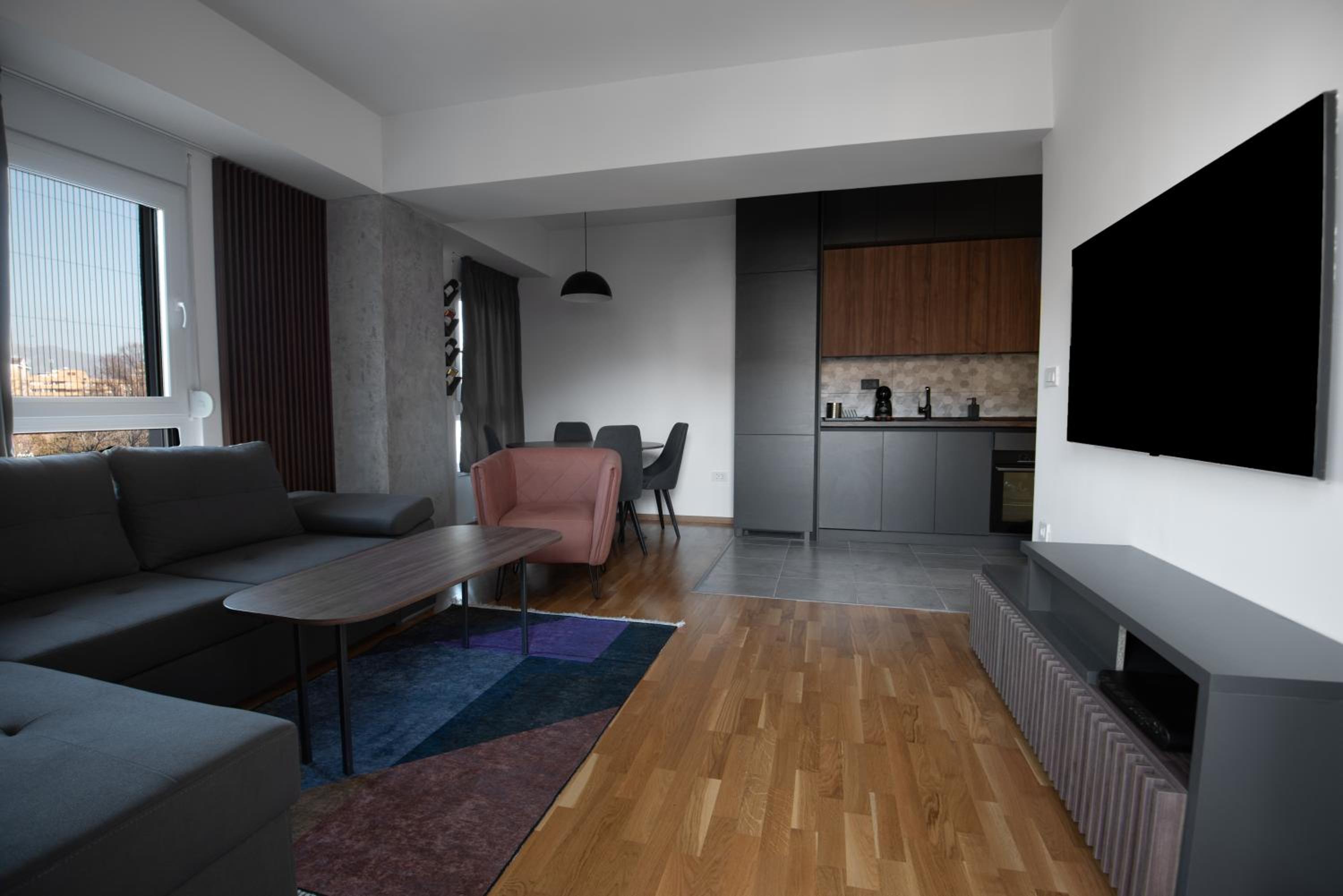 Luxury Apartment Adrianna 2 view 3