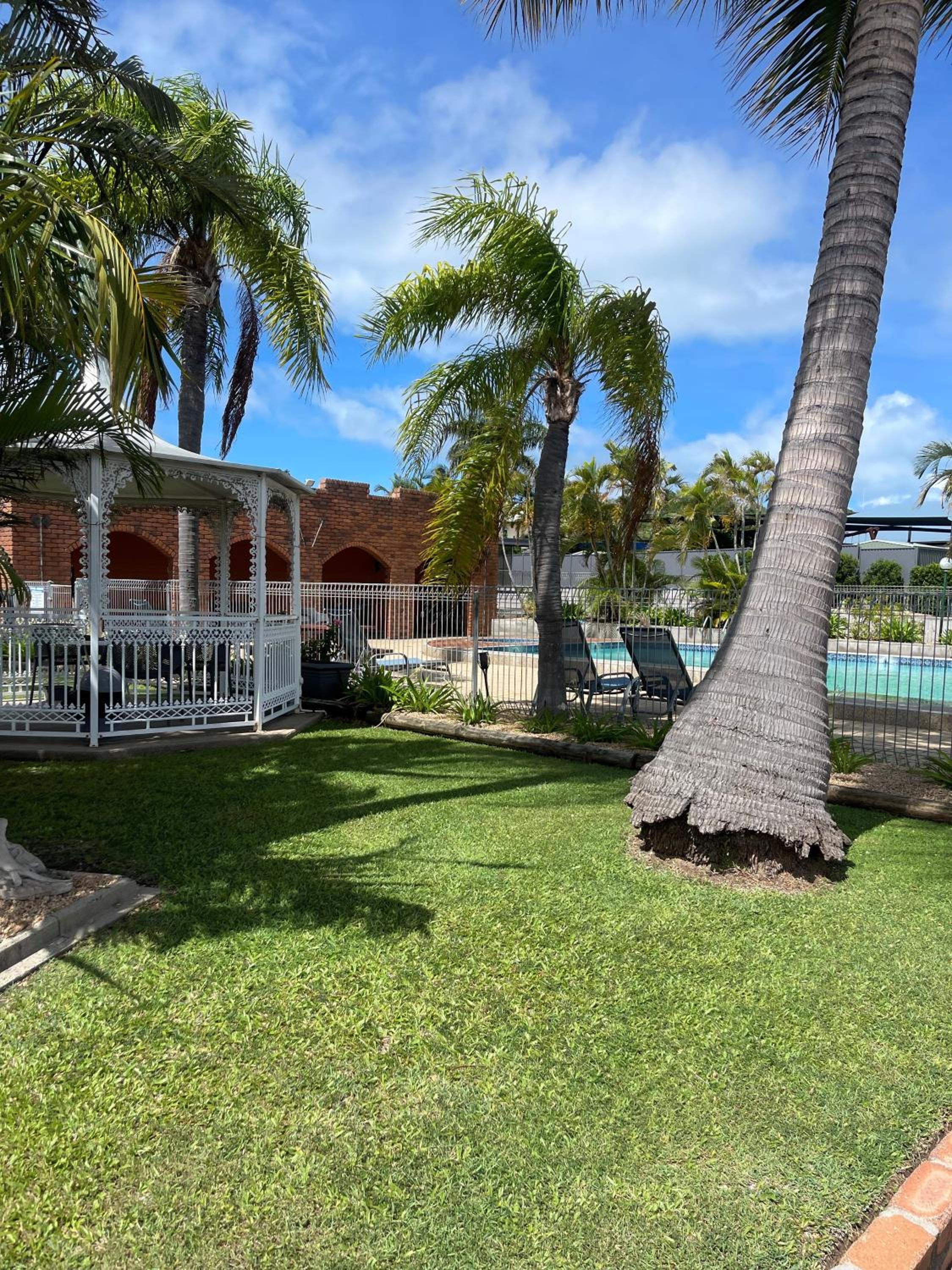 Castle Motor Lodge
