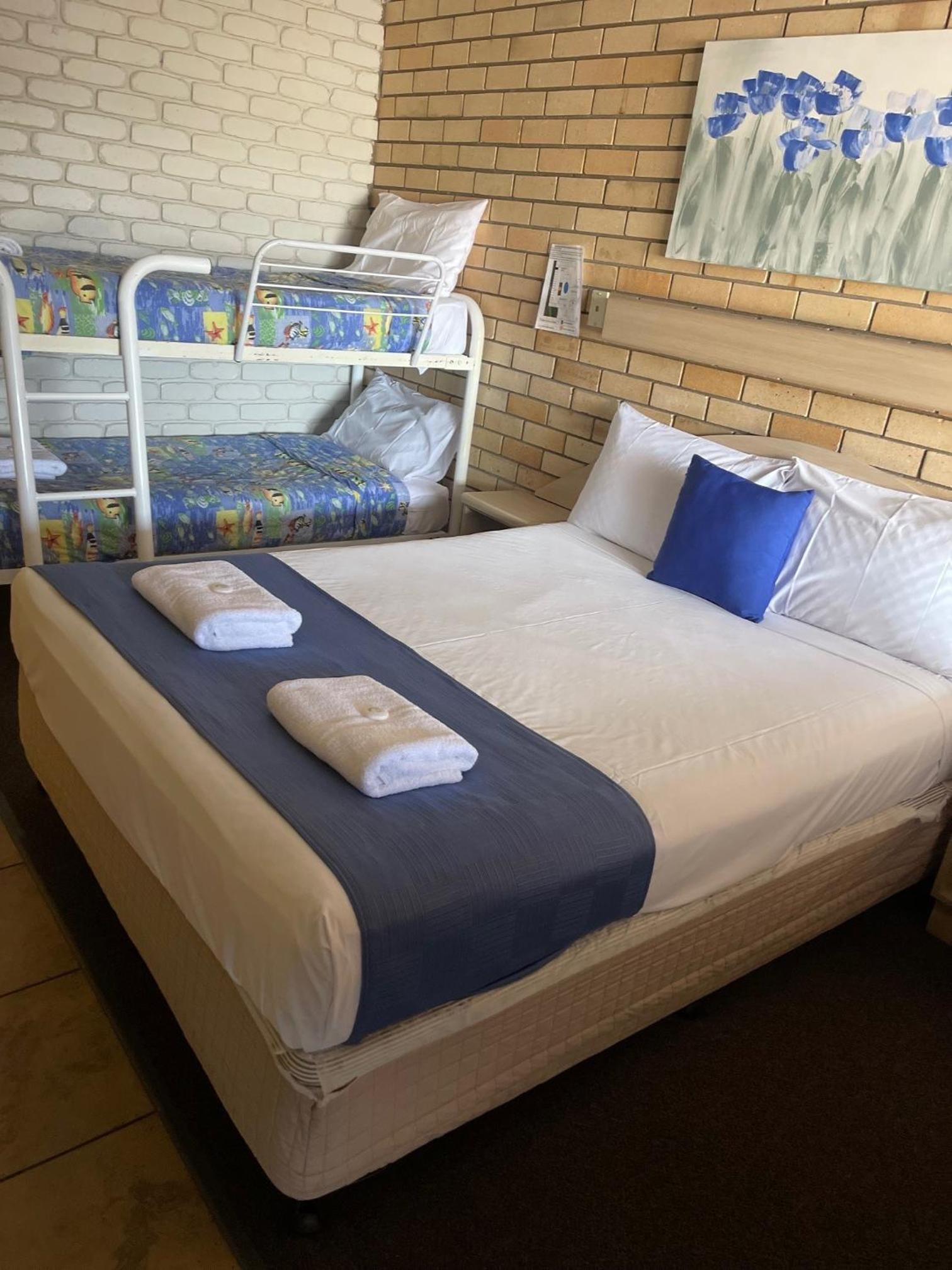 Castle Motor Lodge