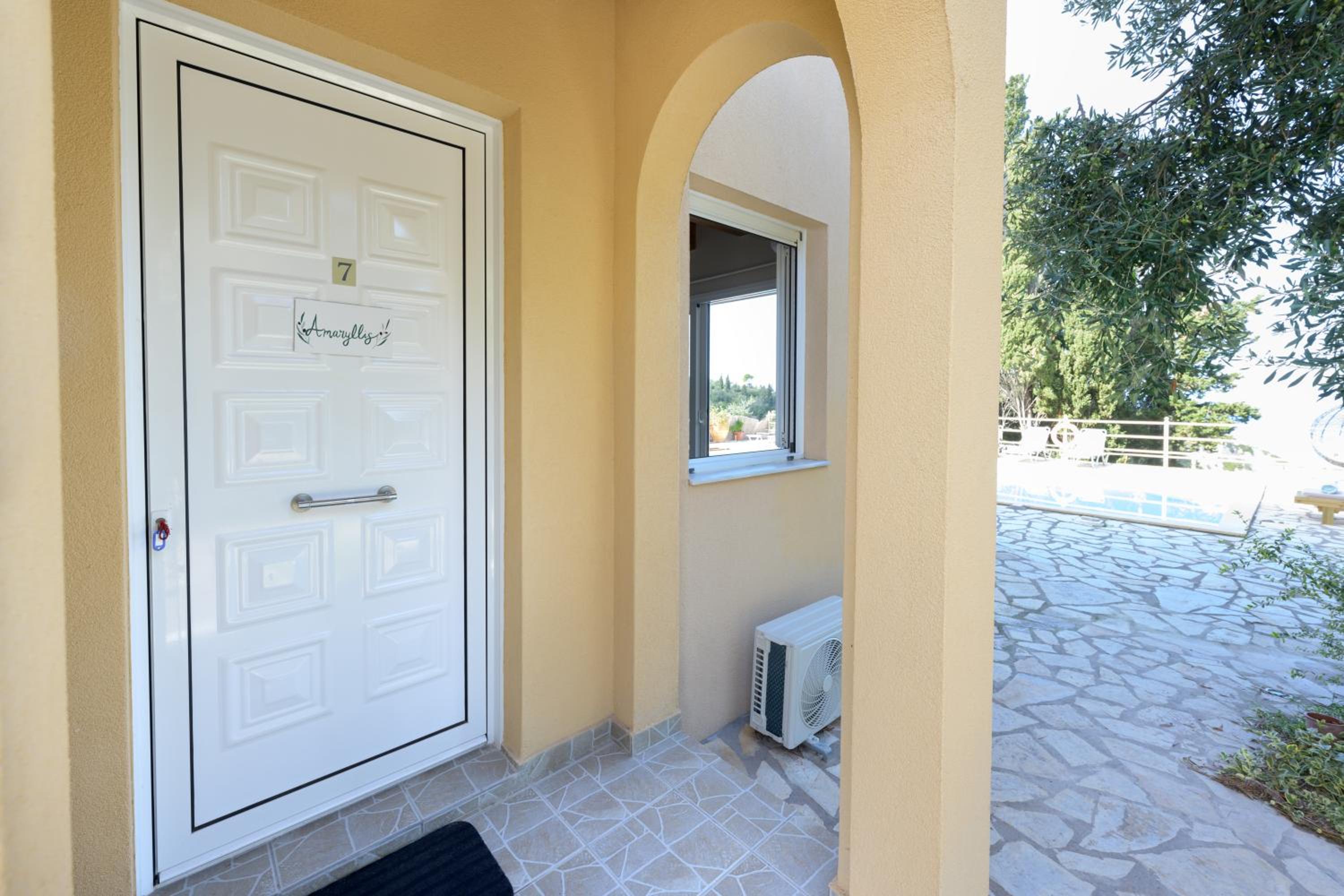 Pangolas Apartments Paxos