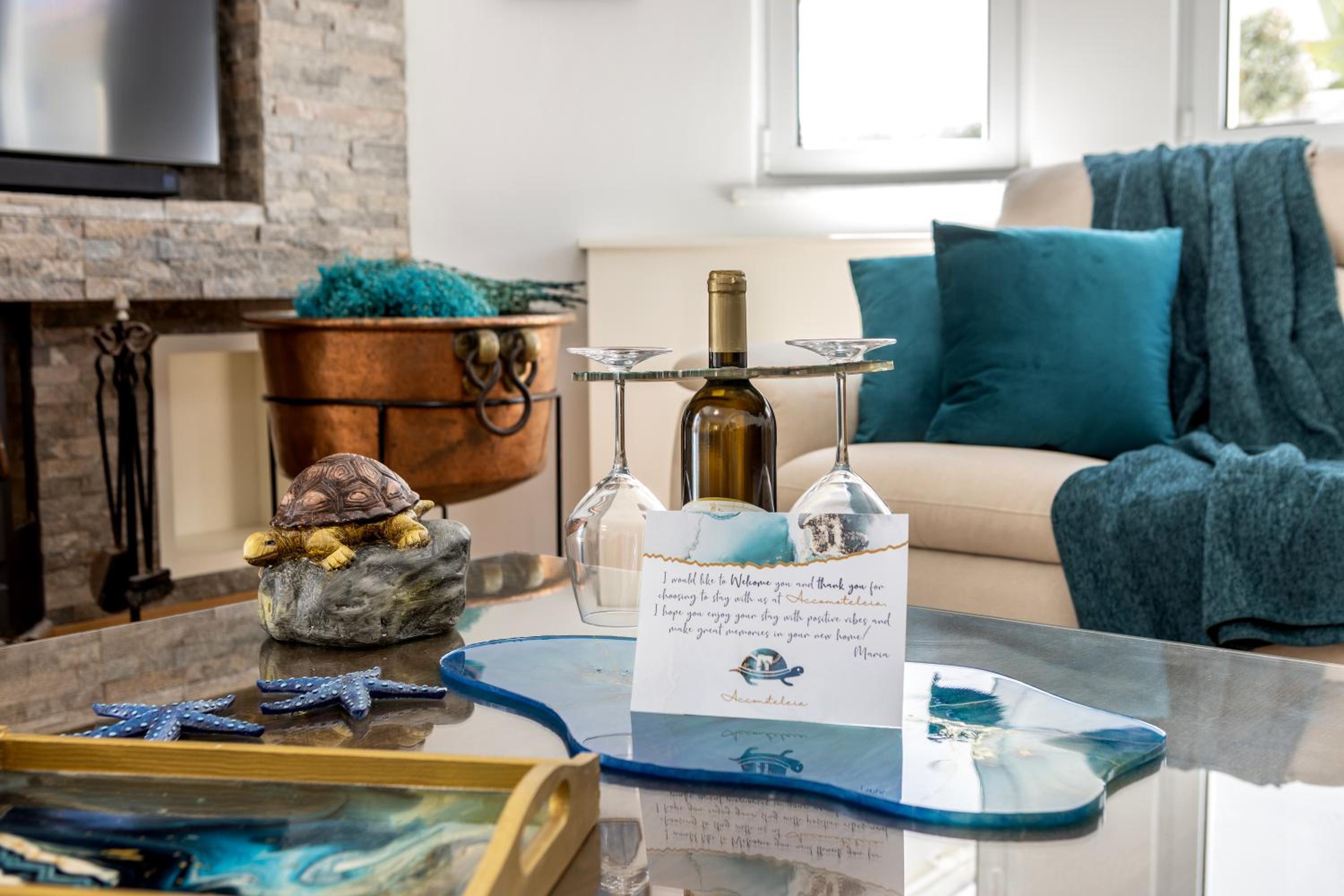 Accomoteleia Crystal Lagoon Villa