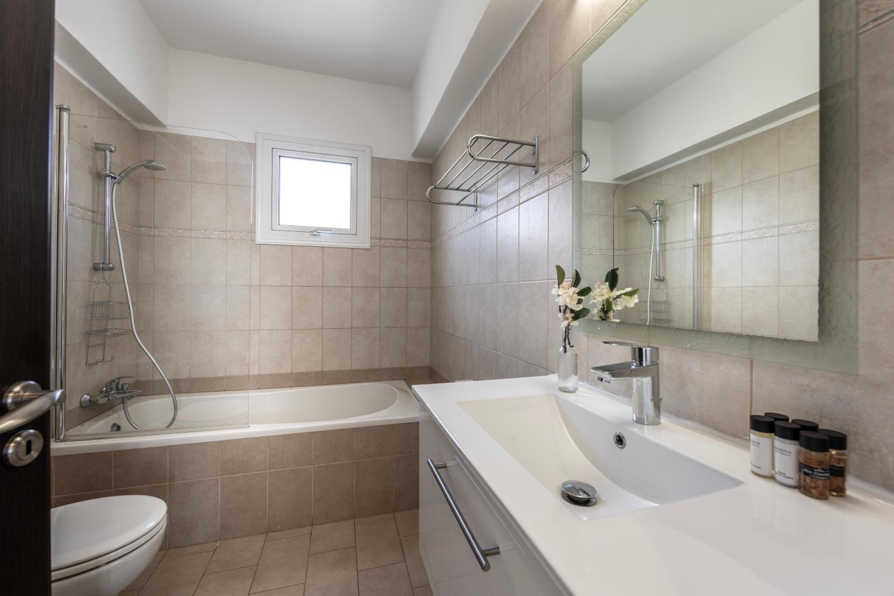 Accomoteleia Crystal Lagoon Villa