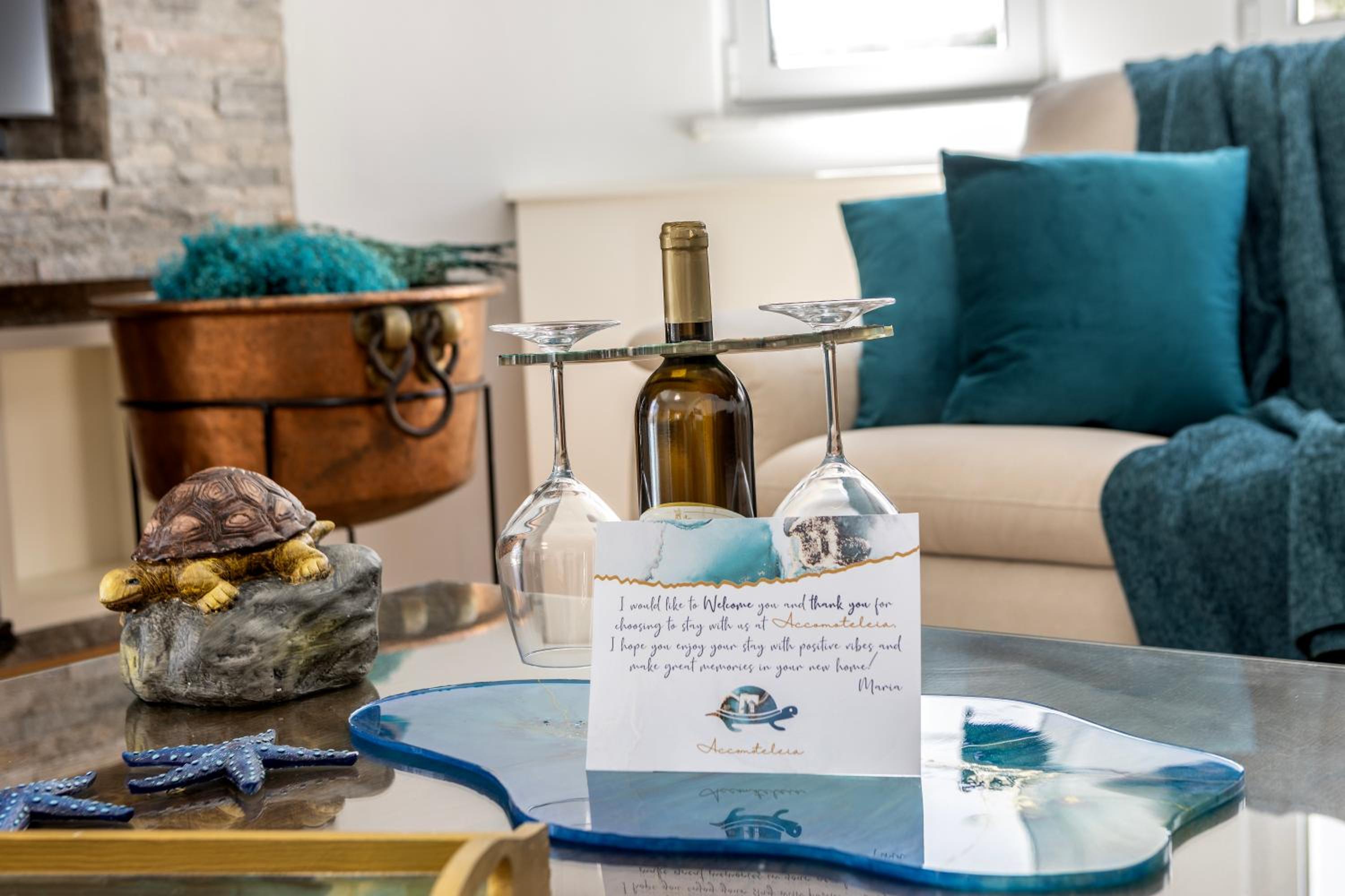 Accomoteleia Crystal Lagoon Villa