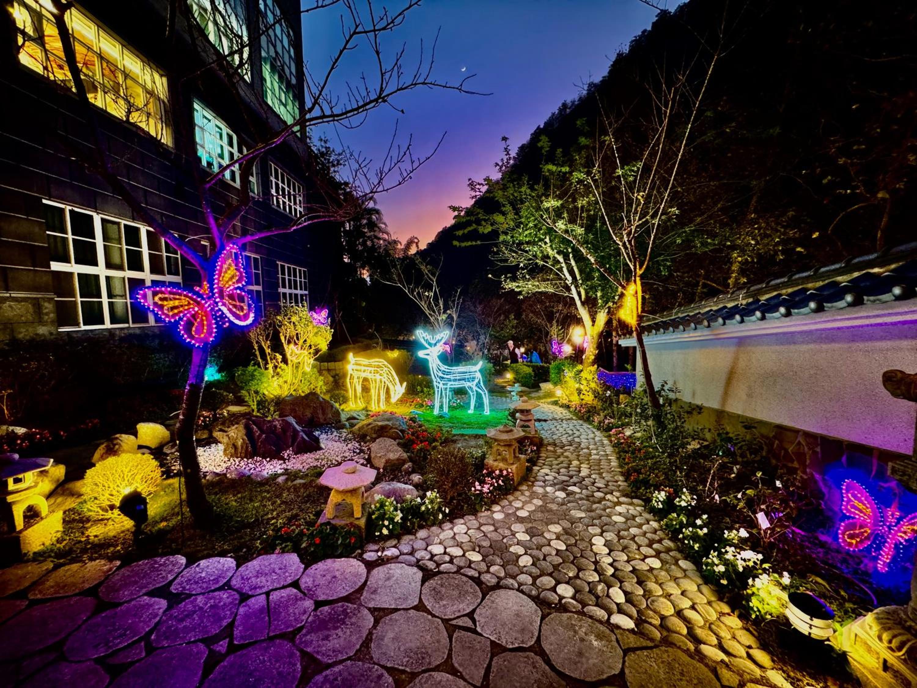 Uni-Resort Ku-Kuan