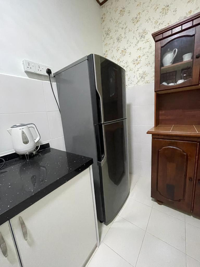THREE ROOMS WITH WIFI HOMESTAY D’RAZAK IN KUALA TERENGGANU