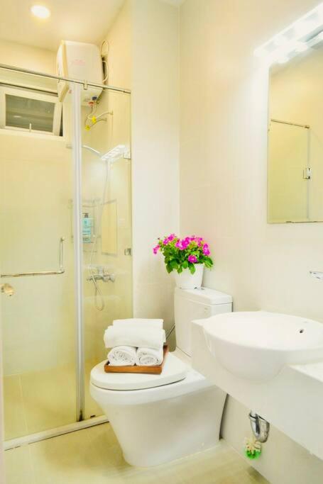Căn hộ 2PN, 2WC tầng 25 2 bedrooms luxury apartment