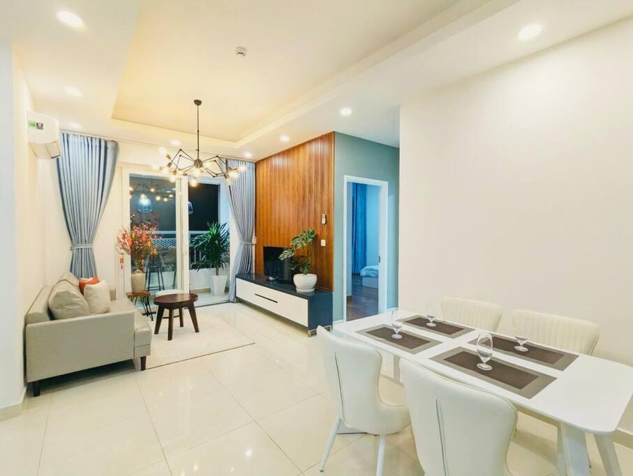 Căn hộ 2PN, 2WC tầng 25 2 bedrooms luxury apartment