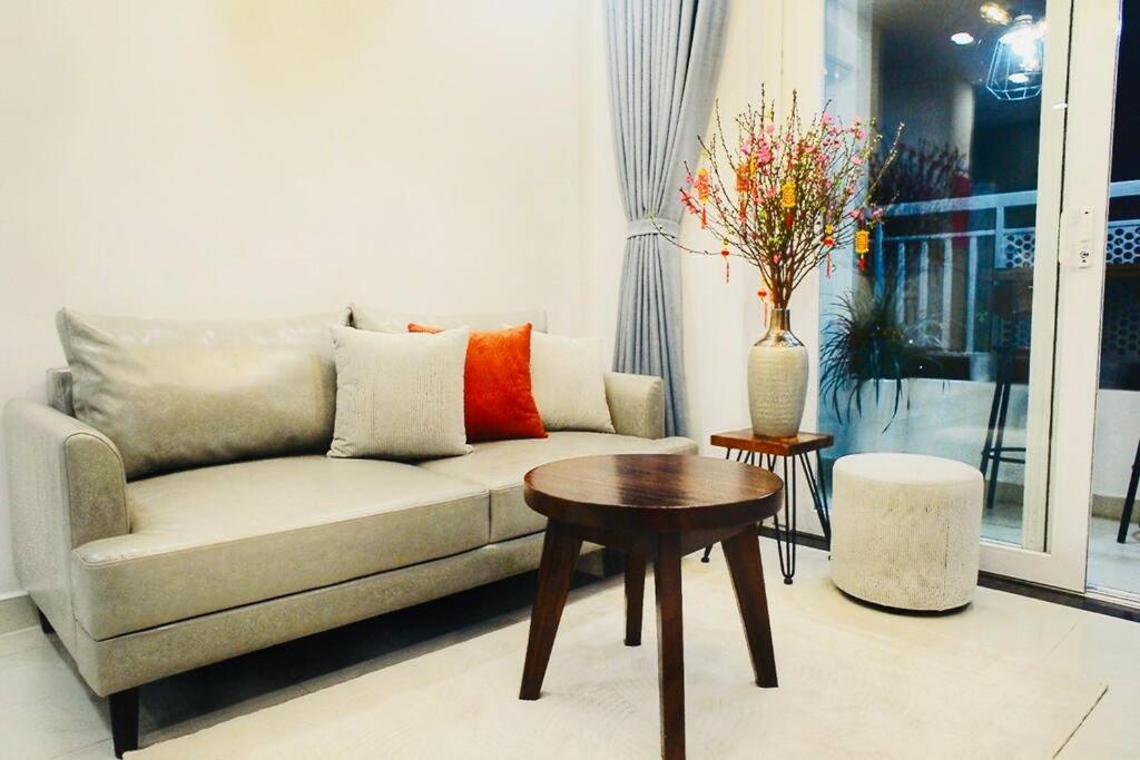 Căn hộ 2PN, 2WC tầng 25 2 bedrooms luxury apartment