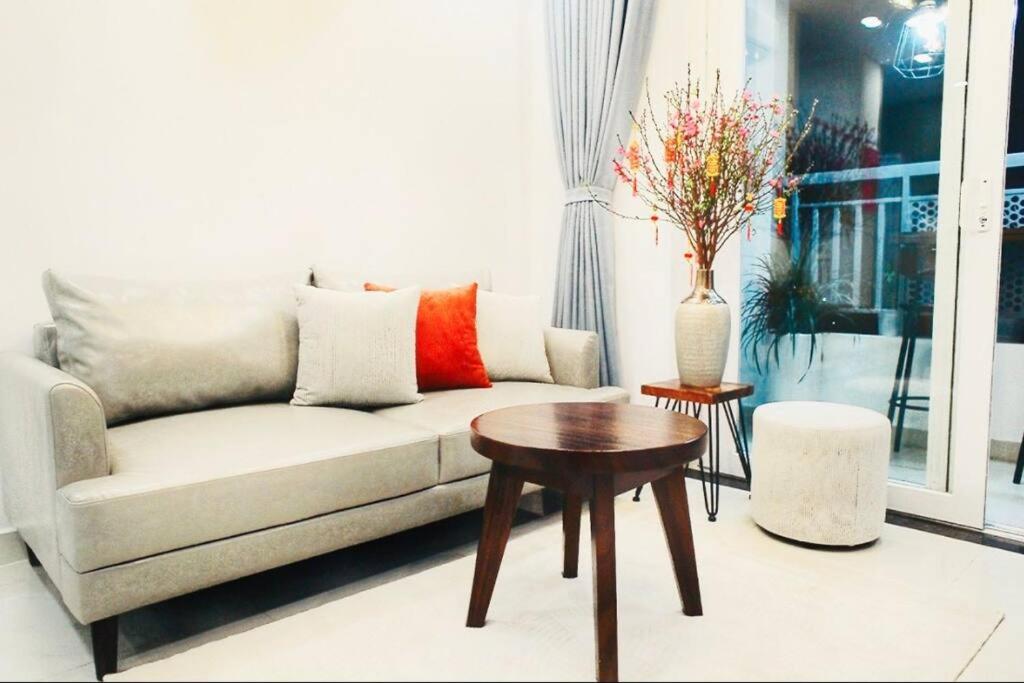 Căn hộ 2PN, 2WC tầng 25 2 bedrooms luxury apartment