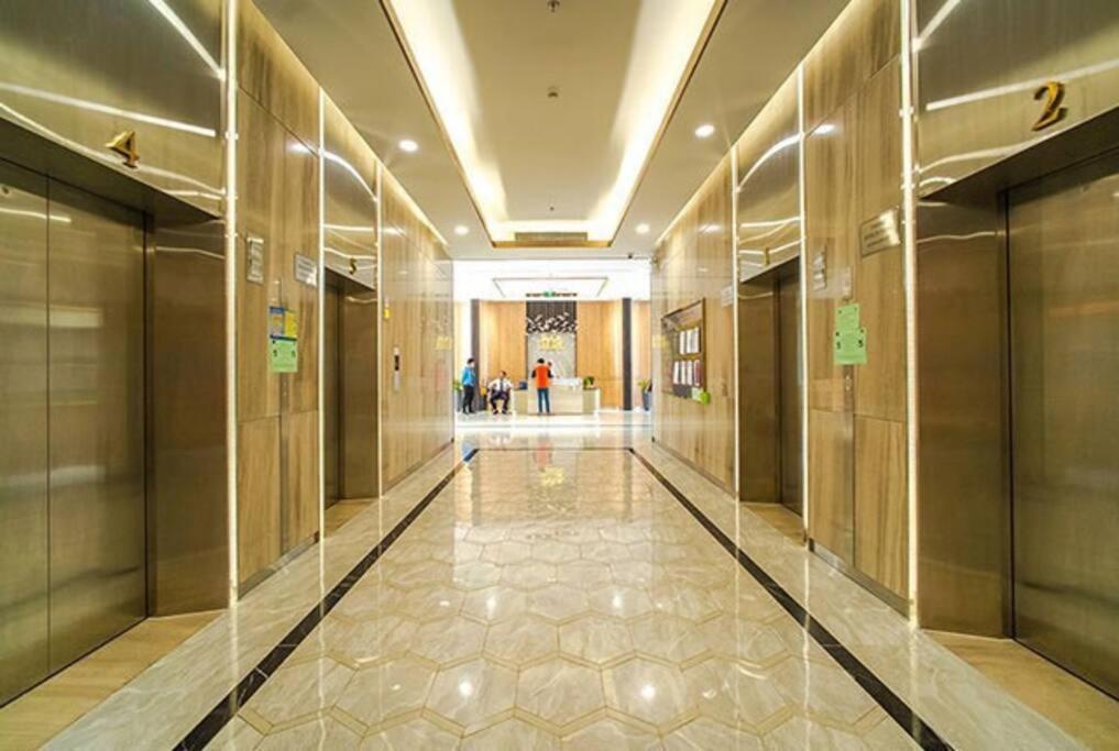 Căn hộ 2PN, 2WC tầng 25 2 bedrooms luxury apartment