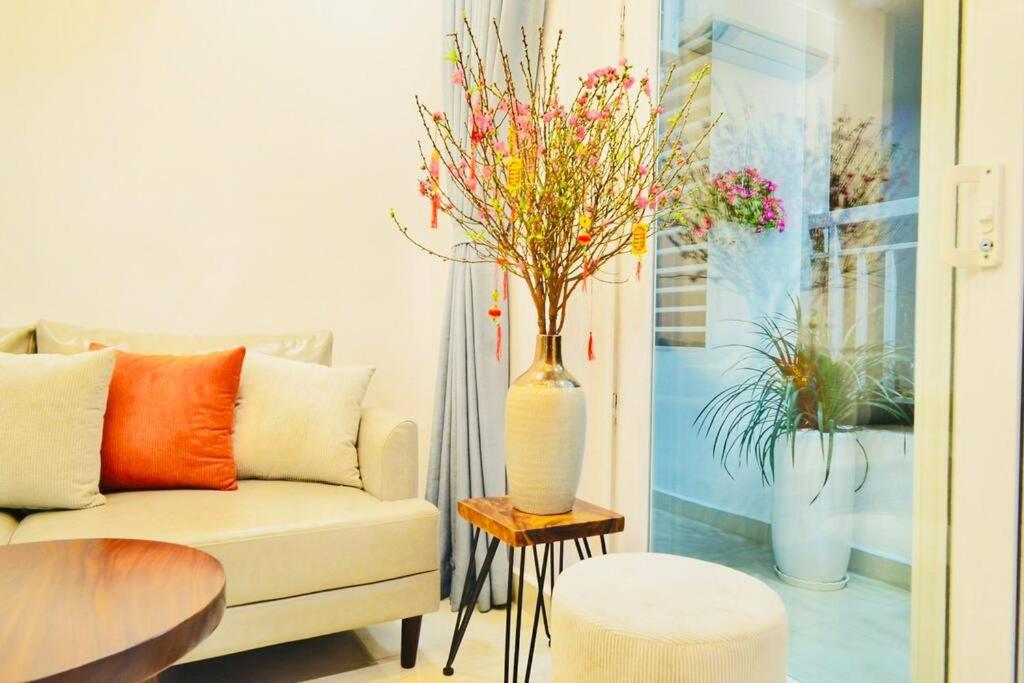 Căn hộ 2PN, 2WC tầng 25 2 bedrooms luxury apartment