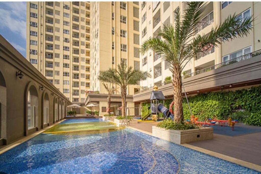 Căn hộ 2PN, 2WC tầng 25 2 bedrooms luxury apartment
