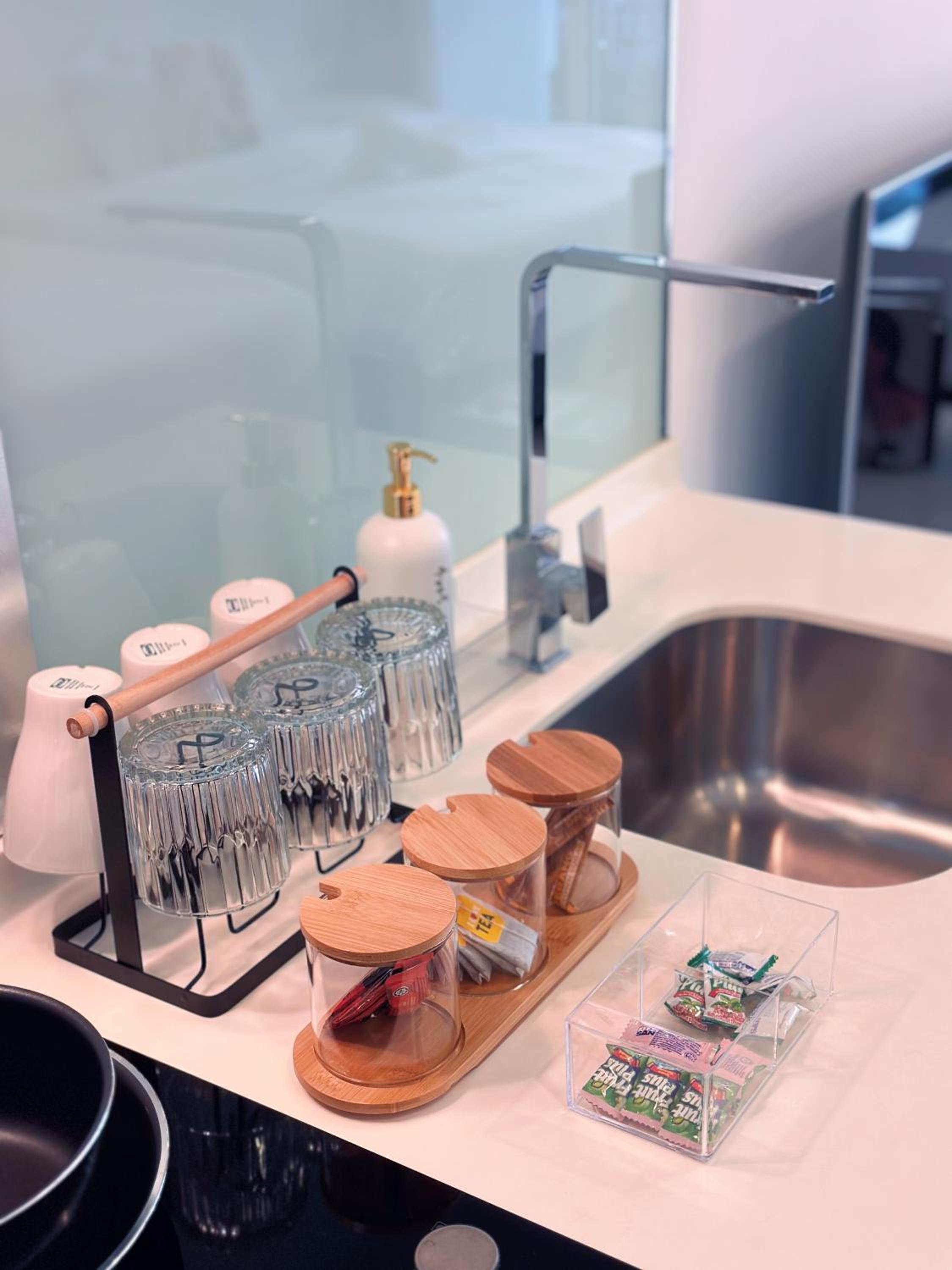 6PAX SUITES KL CITY Pavilion at Bukit Bintang NETFLIX & WIFI
