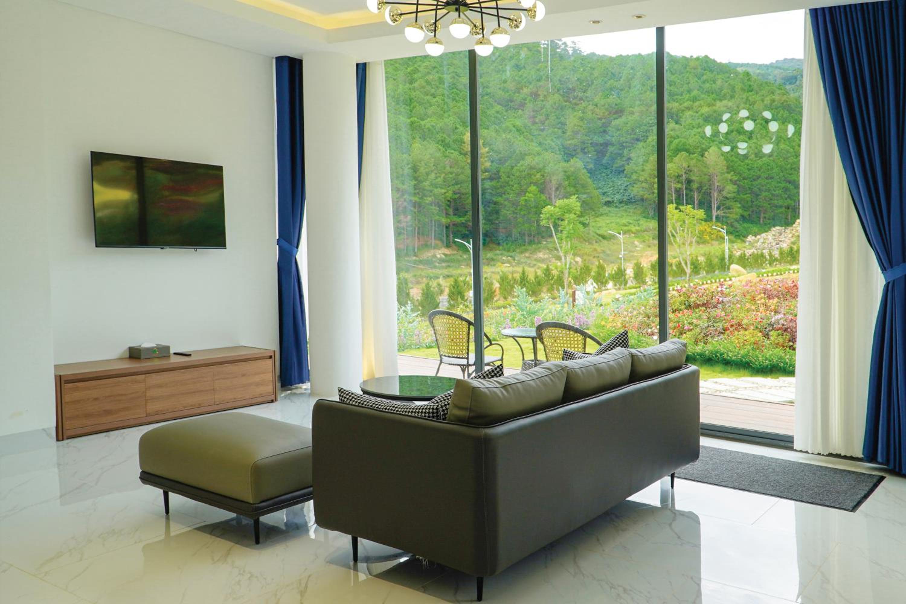 Rung Thong Nui Voi Villa & Resort view 2