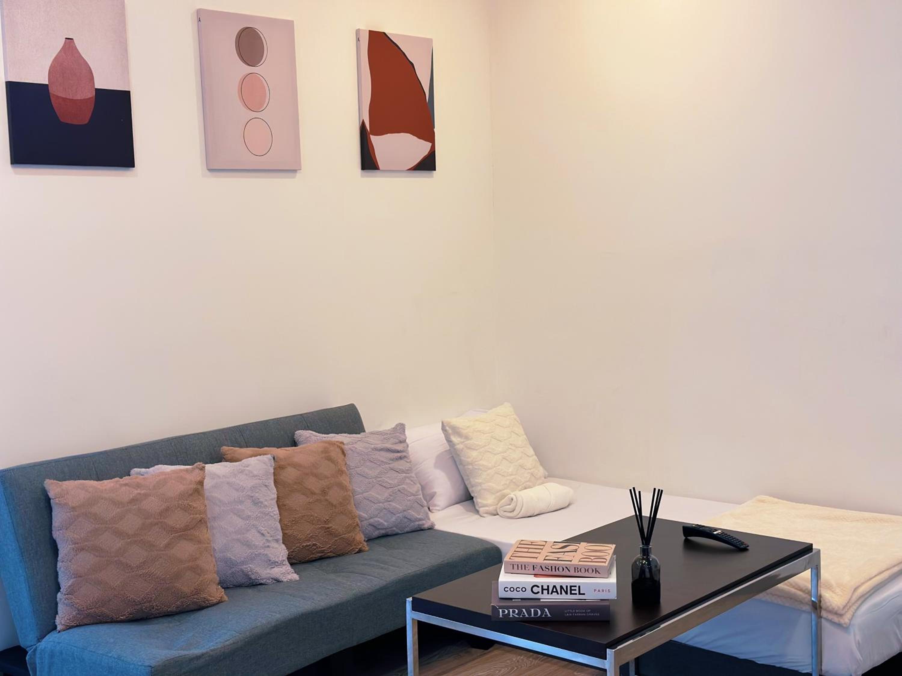 6PAX SUITES KL CITY Pavilion at Bukit Bintang NETFLIX & WIFI