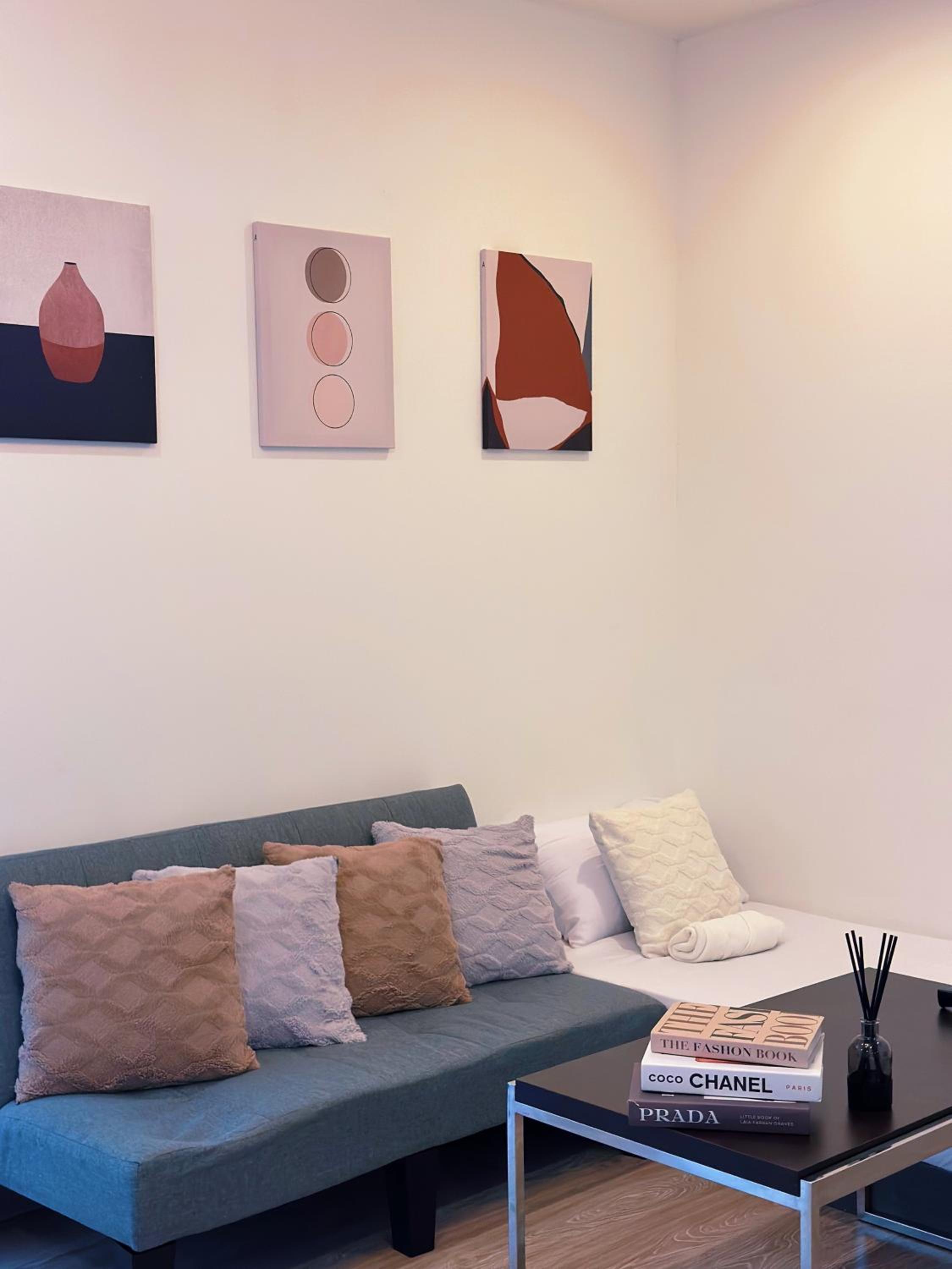 6PAX SUITES KL CITY Pavilion at Bukit Bintang NETFLIX & WIFI