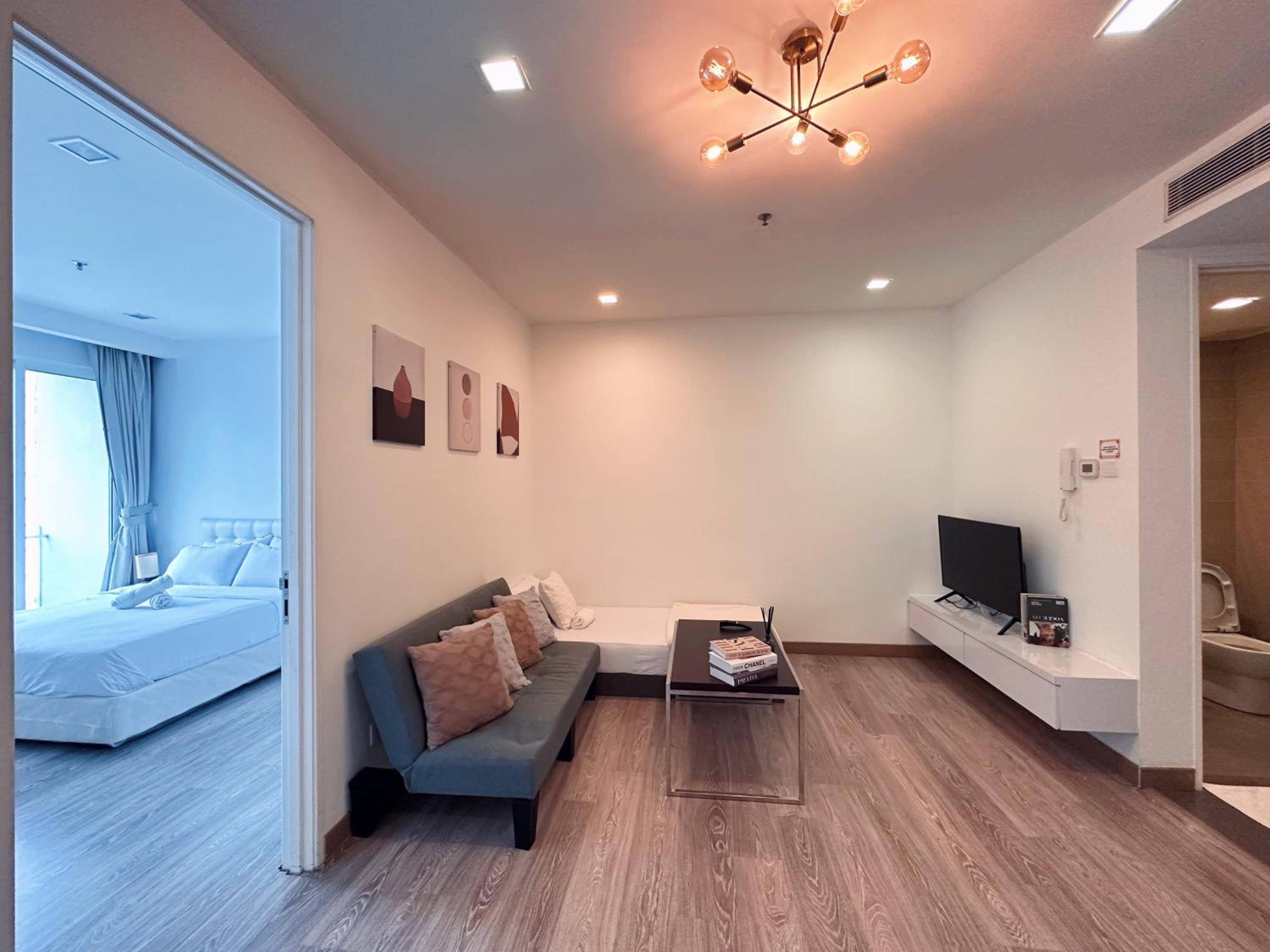 6PAX SUITES KL CITY Pavilion at Bukit Bintang NETFLIX & WIFI