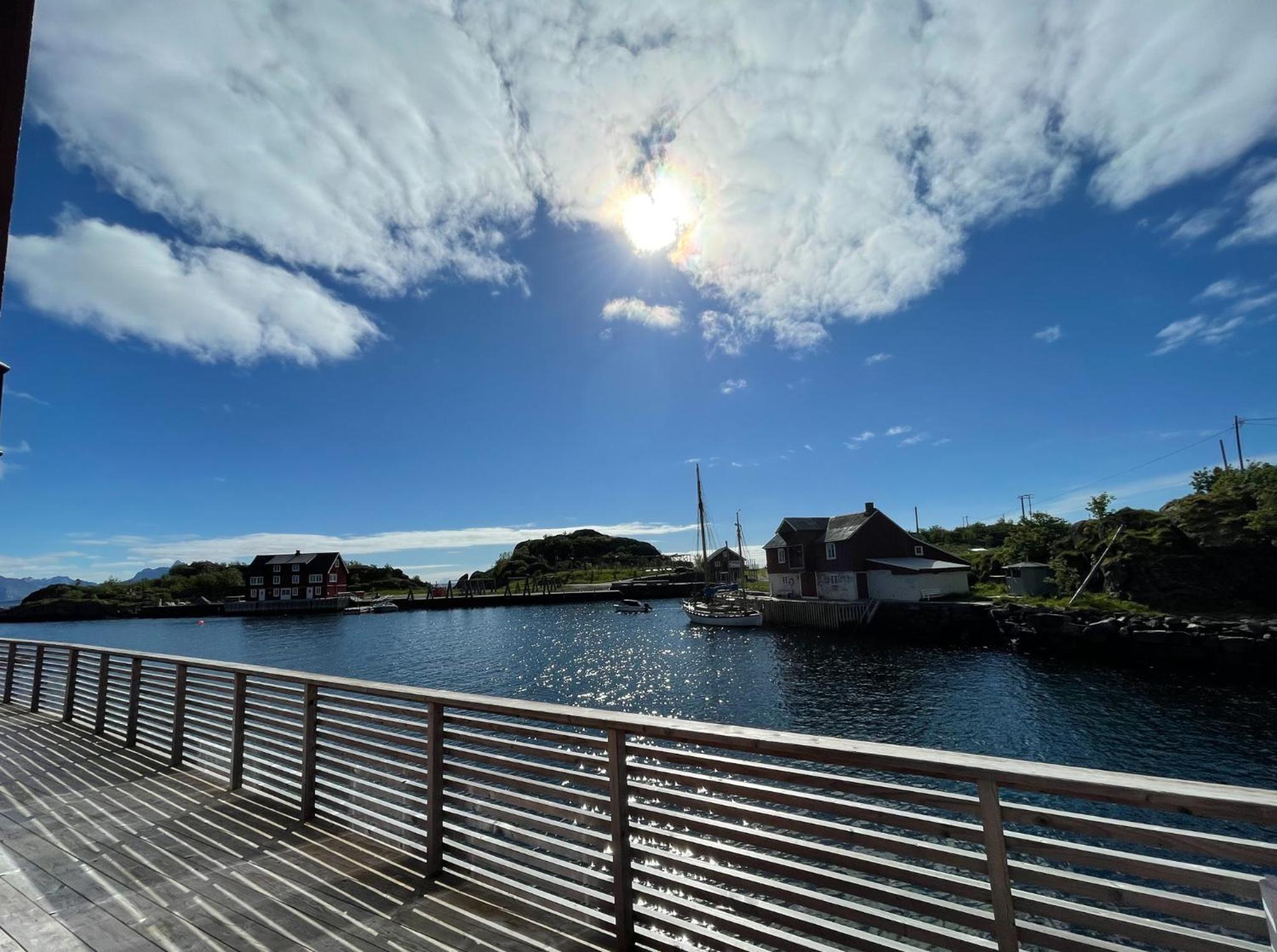 Reinvikbua - Seaside Cabin in Finnvika, Stamsund view 4