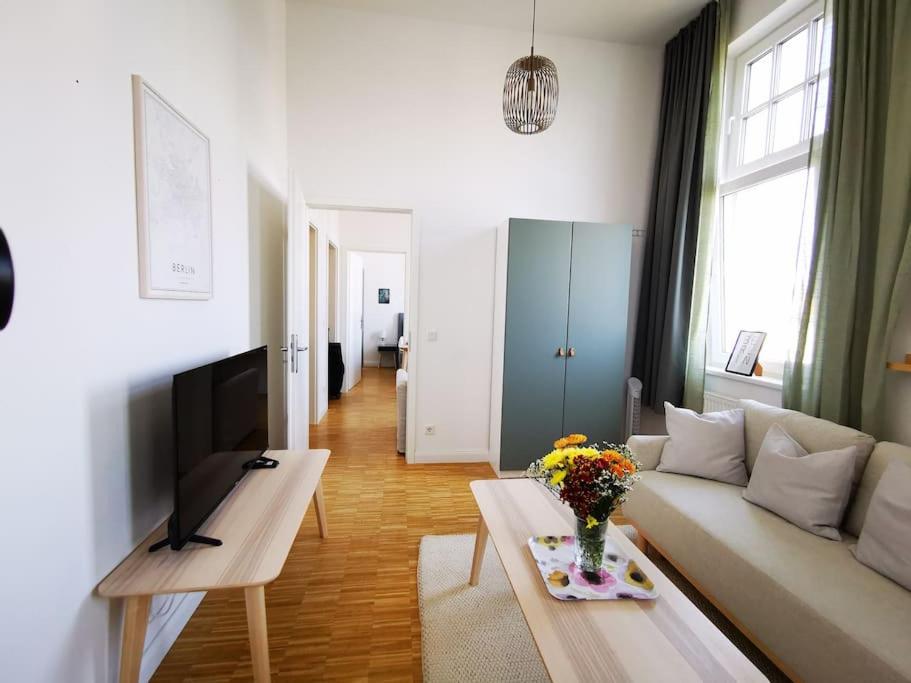 SC 07 by ROCKCHAIR Apartments l SUPERHOST Status l 2,5 Bedrooms Boxspringbeds Balcony Elevator welcomes you!