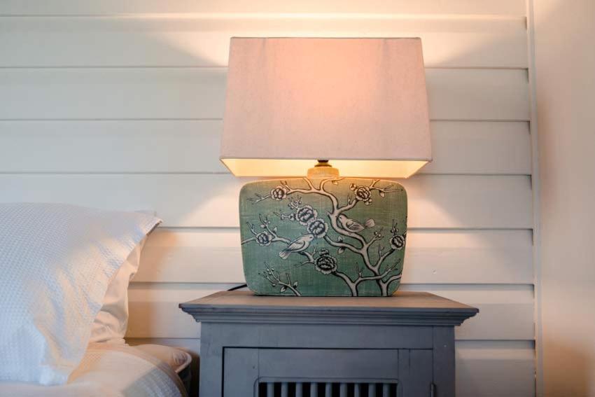 Birdsong Train Carriage Cabins