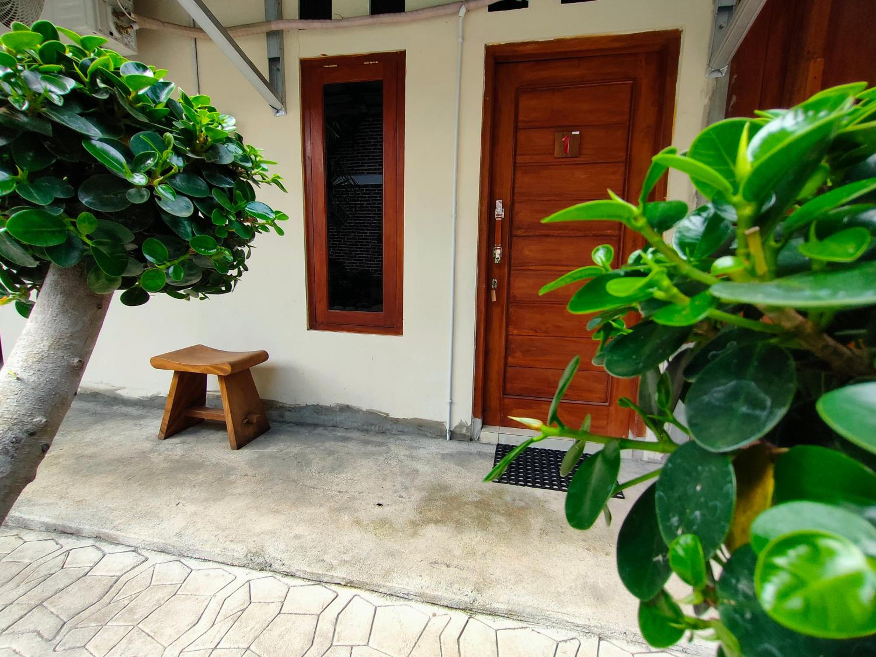 LAISSYA GUEST HOUSE YOGYAKARTA
