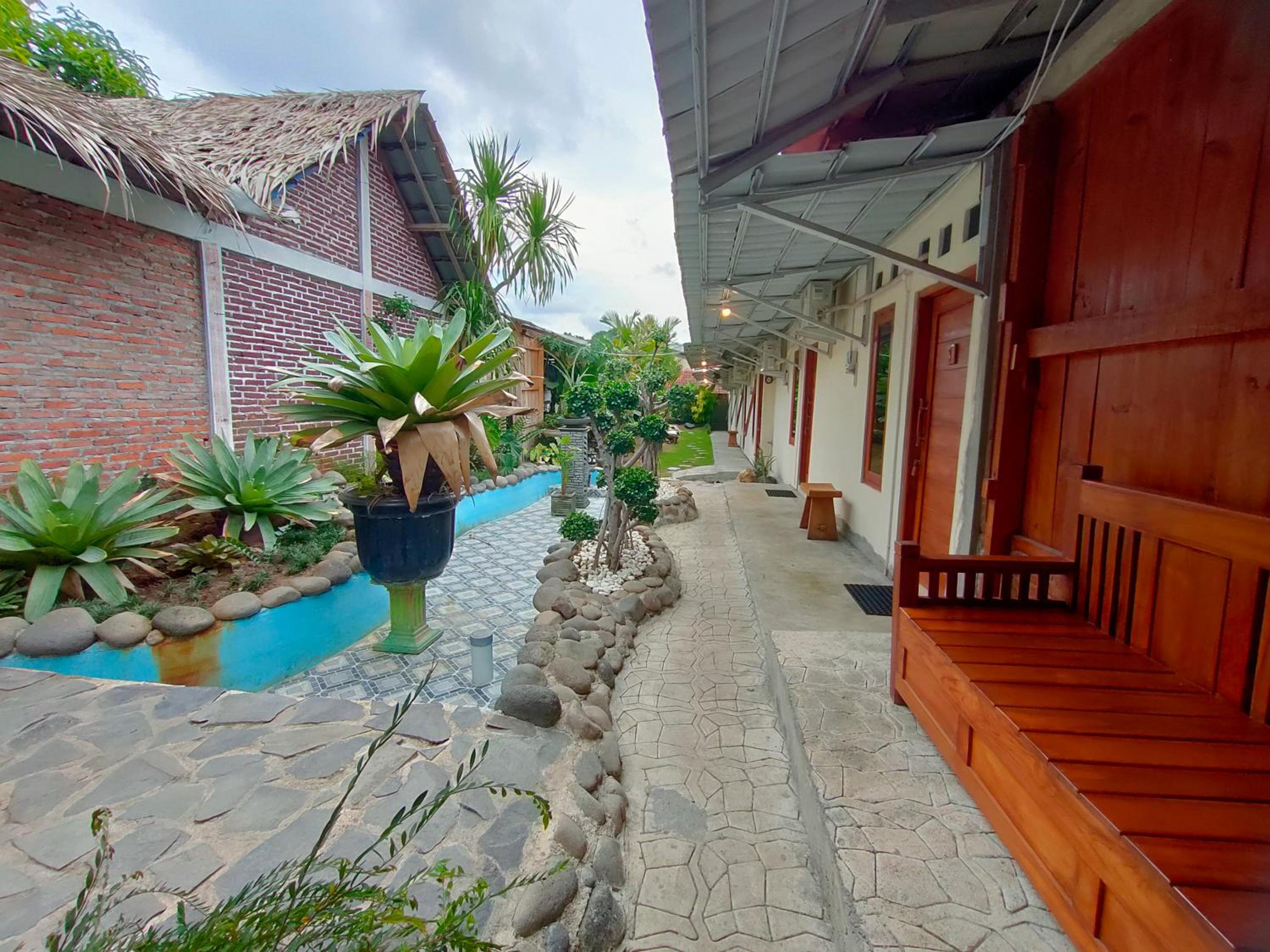 LAISSYA GUEST HOUSE YOGYAKARTA