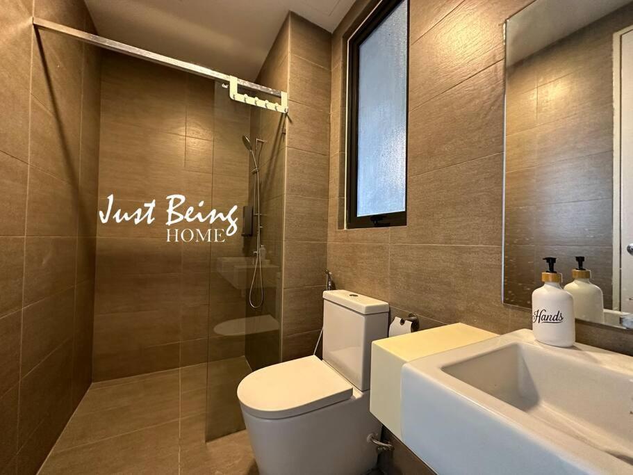 Just Being Home 5pax 2BR/2BA 2Queen/1Single