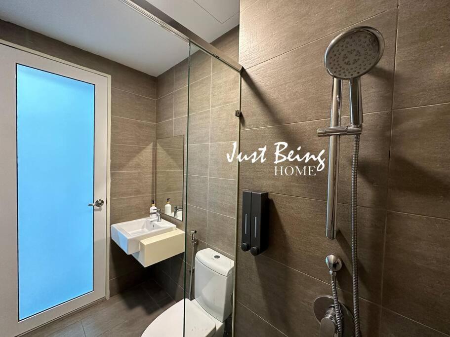 Just Being Home 5pax 2BR/2BA 2Queen/1Single