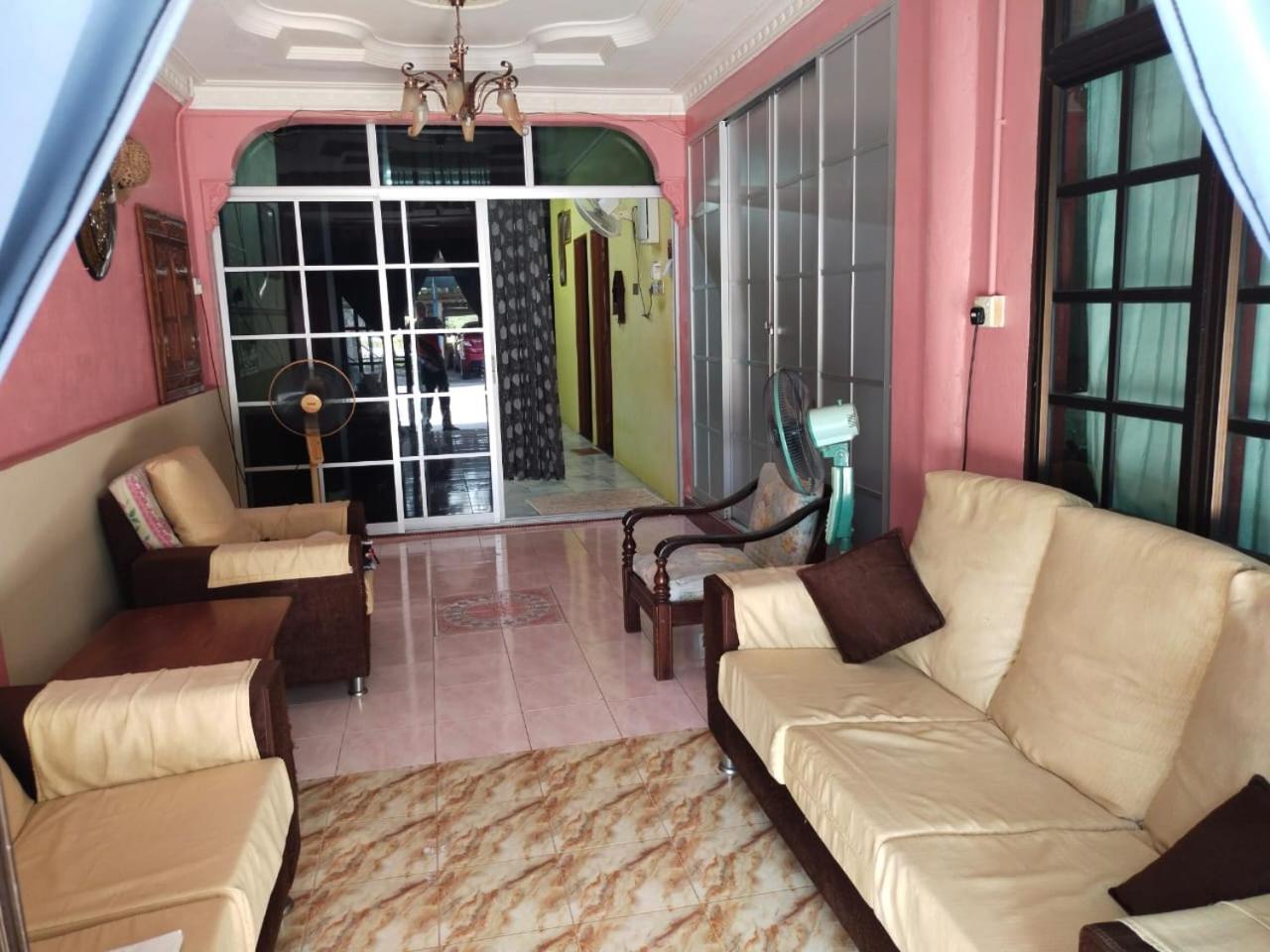 Semarak Homestay